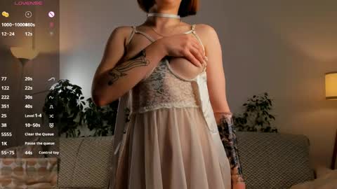 Scarlett online show from May 2026 01:27:01 PM