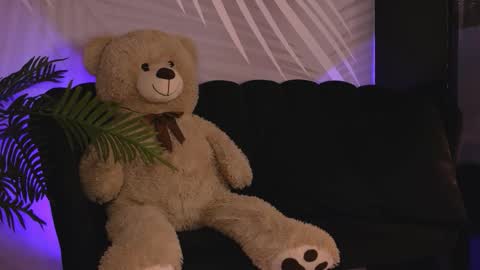 KatJolie online show from February 2026 08:42:02 PM