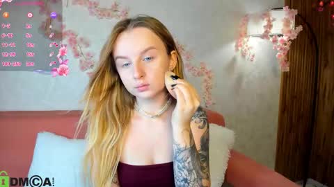 Katrina Bail online show from September 2025 12:43:01 AM