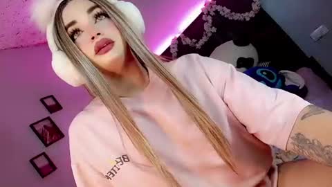 Snapshot of kattie_sweet_ chatting on October 2025 10:50:01 PM kattie_sweet_ online show from October 2025 10:50:01 PM