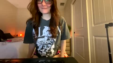 Josie live show Tuesday Wednesday and Thursday online show from October 2025 09:14:01 PM