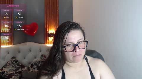 Snapshot of katty_findom_ chatting on February 2026 09:19:02 AM katty online show from February 2026 09:19:02 AM