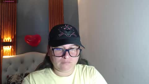 Snapshot of katty_findom_ chatting on March 2026 12:07:01 PM katty online show from March 2026 12:07:01 PM