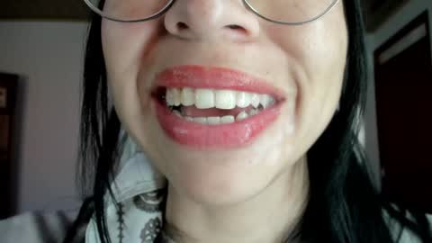 Katty online show from January 2025 08:28:01 PM