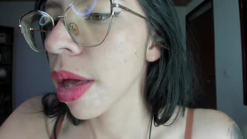 Katty online show from January 2025 11:24:01 PM