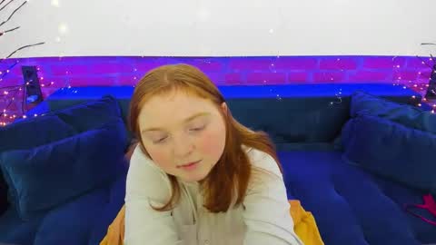 Snapshot of katty_rose8 chatting on December 2025 07:54:02 PM Katty online show from December 2025 07:54:02 PM