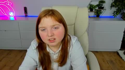 Snapshot of katty_rose8 chatting on February 2026 08:04:01 PM Katty online show from February 2026 08:04:01 PM