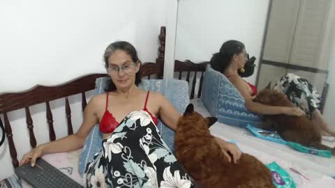 Snapshot of kattydirty144 chatting on January 2025 12:06:02 AM angel online show from January 2025 12:06:02 AM