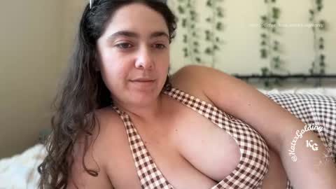 Princesse Kat  online show from April 2026 07:27:01 PM