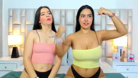 katy blonde girl and paola big boobs online show from January 2026 01:38:02 PM