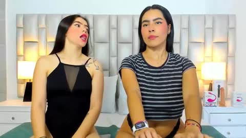 katy blonde girl and paola big boobs online show from February 2026 07:58:02 PM