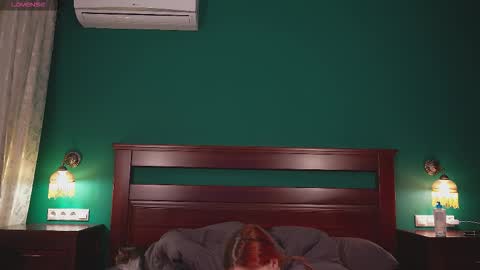 Katy      -    online show from November 2025 12:15:02 PM