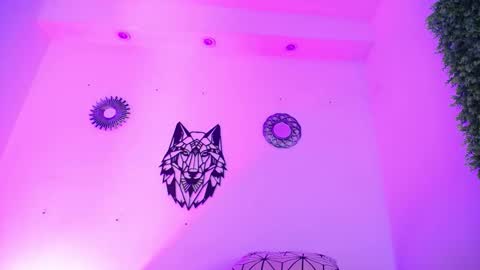 Katy Van online show from November 2025 09:27:01 PM