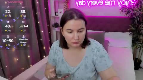 Snapshot of katyaneilson chatting on October 2025 04:29:02 AM Kate online show from October 2025 04:29:02 AM