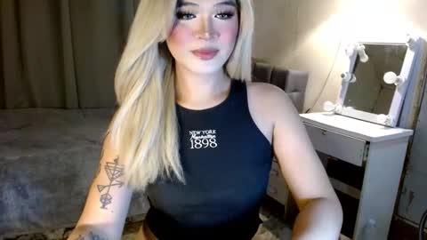 katykiat online show from October 2025 09:37:01 PM