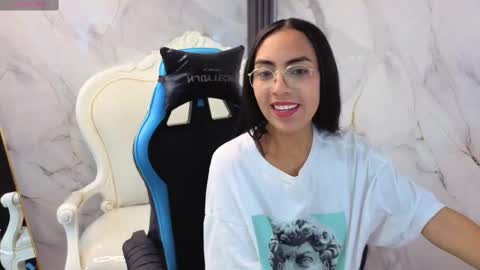 katyrider_a online show from October 2025 01:20:01 PM