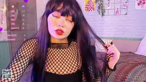 Tomie online show from June 2026 02:33:01 PM