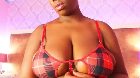 Snapshot of kayabrowns chatting on February 2025 06:41:01 PM Susan online show from February 2025 06:41:01 PM