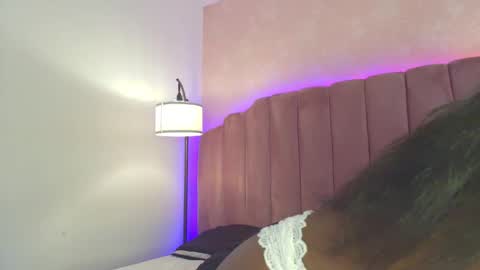 Snapshot of kayabrowns chatting on December 2025 01:40:02 PM Susan online show from December 2025 01:40:02 PM