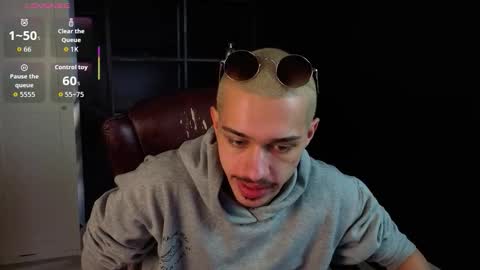 Snapshot of kaydendrew chatting on March 2026 05:35:01 AM KaydenDrew online show from March 2026 05:35:01 AM