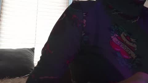 Kayla online show from September 2025 12:07:01 PM