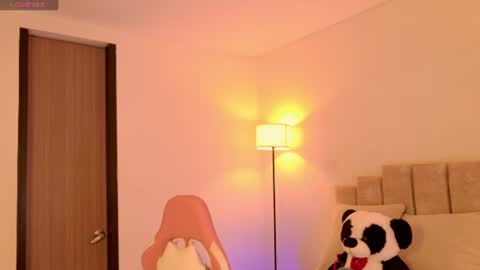 Kayla  online show from July 2026 10:16:01 PM