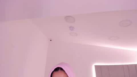 Kayla online show from February 2025 02:53:01 AM