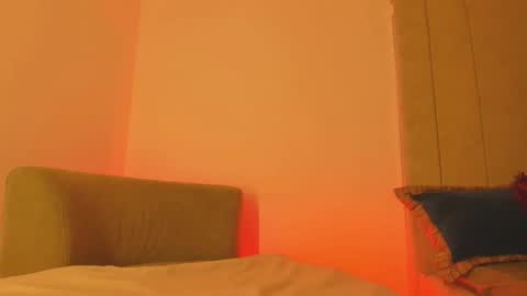 Kayla online show from February 2026 07:37:02 PM