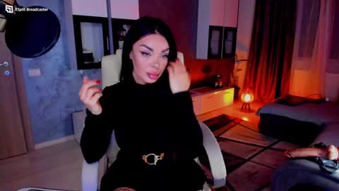 kaylee online show from December 2024 04:13:02 PM