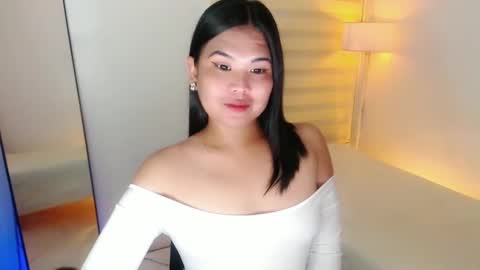 Snapshot of kayleepinay chatting on February 2025 04:20:01 AM Y O U R F U T U R E K A Y L E E online show from February 2025 04:20:01 AM