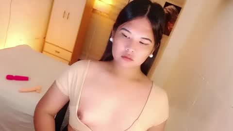 Snapshot of kayleepinay chatting on September 2025 03:00:02 AM Y O U R F U T U R E K A Y L E E online show from September 2025 03:00:02 AM