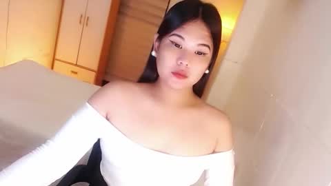 Snapshot of kayleepinay chatting on October 2025 07:49:02 PM Y O U R F U T U R E K A Y L E E online show from October 2025 07:49:02 PM