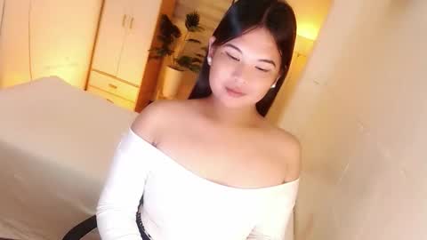 Snapshot of kayleepinay chatting on October 2025 08:38:01 AM Y O U R F U T U R E K A Y L E E online show from October 2025 08:38:01 AM