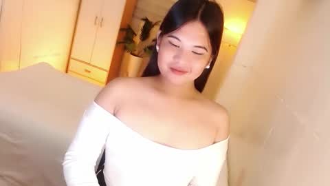 Snapshot of kayleepinay chatting on November 2025 03:19:01 AM Y O U R F U T U R E K A Y L E E online show from November 2025 03:19:01 AM