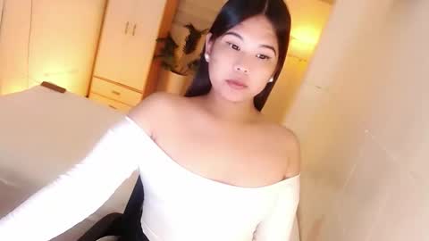 Snapshot of kayleepinay chatting on November 2025 11:32:01 AM Y O U R F U T U R E K A Y L E E online show from November 2025 11:32:01 AM