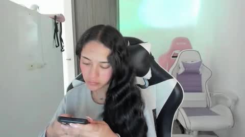 Snapshot of kaylie_xxx chatting on September 2025 11:24:02 AM kaylie online show from September 2025 11:24:02 AM