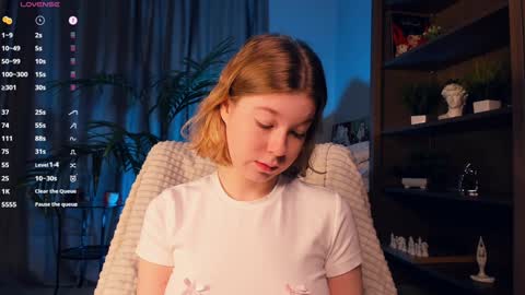 Hi Im Arina 3 online show from September 2025 09:39:02 PM