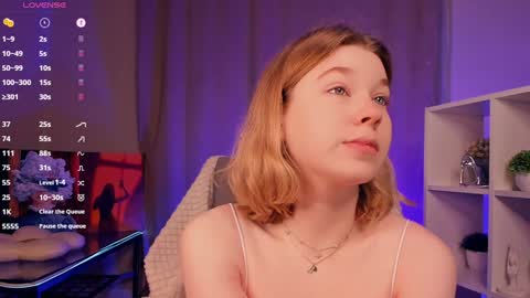 Hi Im Arina 3 online show from October 2025 08:37:01 AM