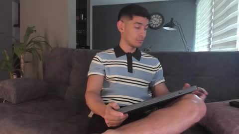 Snapshot of kayn_kalo chatting on December 2025 06:57:02 PM Kayn online show from December 2025 06:57:02 PM