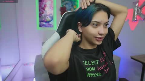 Kayra online show from October 2025 11:47:01 AM