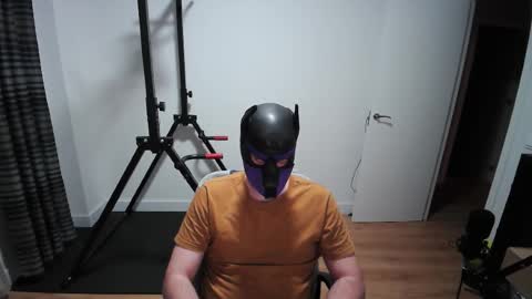 Snapshot of kaywolf89 chatting on November 2025 07:13:02 PM Neon online show from November 2025 07:13:02 PM