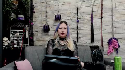 Snapshot of kaziaswart chatting on January 2026 01:43:01 AM Miss Kazia online show from January 2026 01:43:01 AM