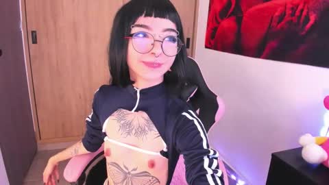Snapshot of kazumi_666 chatting on October 2025 03:37:02 AM kazumi online show from October 2025 03:37:02 AM