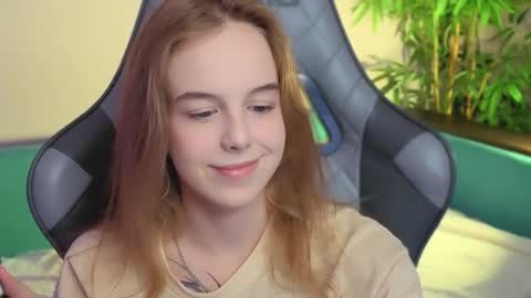 Seb Polly Roxy Jonny online show from November 2025 04:23:01 PM