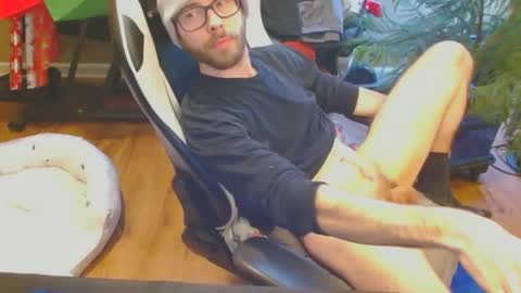 Snapshot of keegancheese chatting on February 2025 08:45:02 PM Tom online show from February 2025 08:45:02 PM