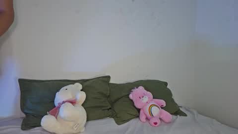 Andrea online show from October 2025 03:07:02 AM