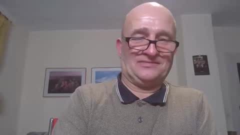 keilie1 online show from December 2025 07:44:01 PM