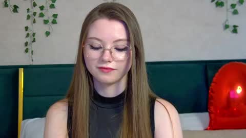 Keira online show from February 2025 07:17:02 PM