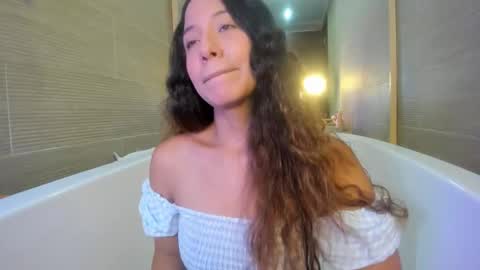 Snapshot of keiry_gonzalez23_aws chatting on September 2025 01:51:02 AM keiry_gonzalez23_aws online show from September 2025 01:51:02 AM