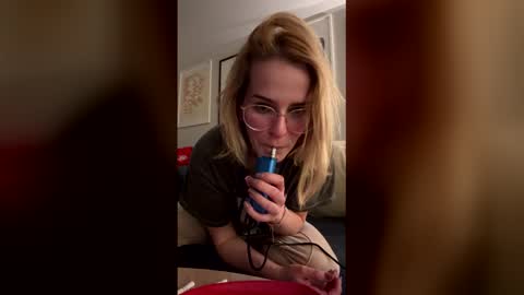 Snapshot of kejtikris chatting on March 2026 08:55:01 PM kejtikris online show from March 2026 08:55:01 PM